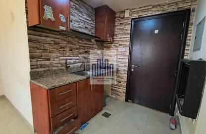 Apartment - Studio - 1 Bathroom for rent in Fire Station Road - Muwaileh - Sharjah