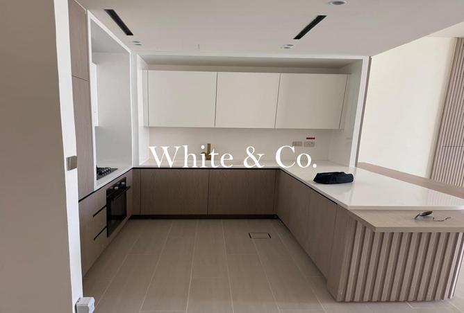 82374999 - Property Image 2