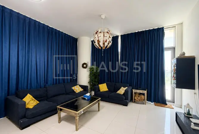 101285399 - Property Image 3