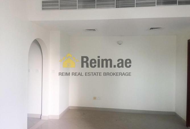 70682299 - Property Image 2