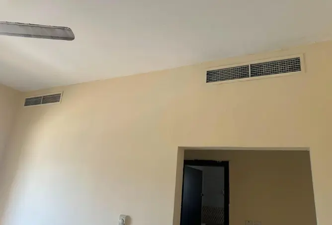 103690402 - Property Image 2