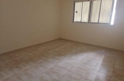 Apartment - 2 Bedrooms - 2 Bathrooms for rent in Qasimia 10 building - Al Mahatta - Al Qasimia - Sharjah