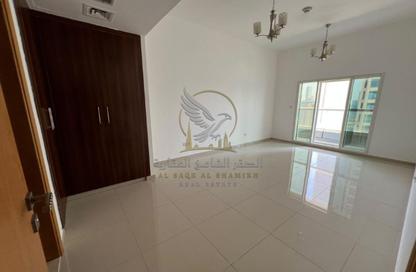 Apartment - 3 - 5 for rent in Al Mamzar - Al Mamzar - Sharjah - Sharjah Apartment - 3 - 5 for rent in Al Mamzar - Al Mamzar - Sharjah - Sharjah