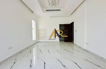 Villa - 5 Bedrooms - 7+ Bathrooms for rent in Al Hooshi Villas - Hoshi - Al Badie - Sharjah