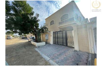 Villa - 7+ Bedrooms - 7+ Bathrooms for sale in Al Mowaihat 3 - Al Mowaihat - Ajman