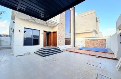 Villa - 3 Bedrooms - 5 Bathrooms for sale in Al Yasmeen 1 - Al Yasmeen - Ajman