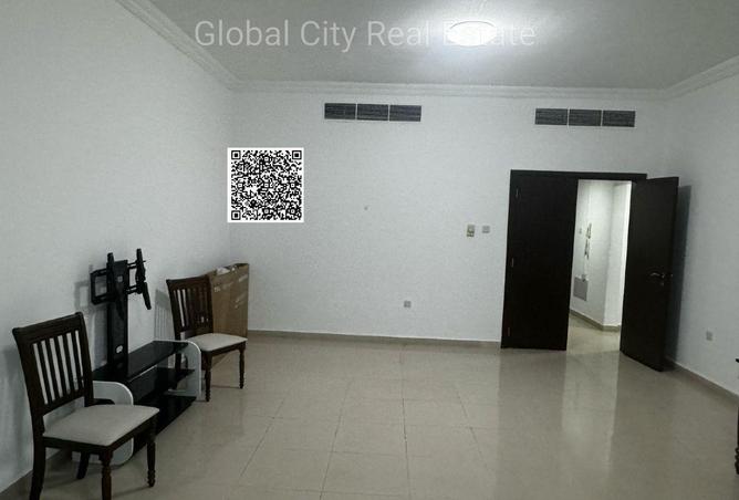 102841952 - Property Image 2