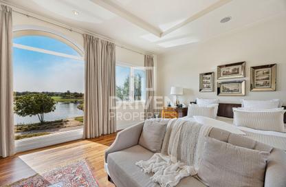 Villa - 5 Bedrooms - 6 Bathrooms for sale in Sienna Lakes - Jumeirah Golf Estates - Dubai