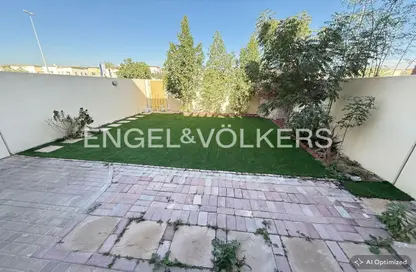 تاون هاوس - 2 غرف نوم - 3 حمامات للايجار في الينابيع 9 - الينابيع - دبي