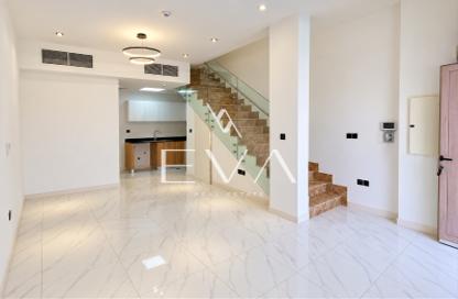 Townhouse - 1 - 2 for rent in Rukan 3 - Rukan - Dubai
