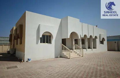 Villa - 5 Bedrooms - 3 Bathrooms for rent in Al Dhait North - Al Dhait - Ras Al Khaimah