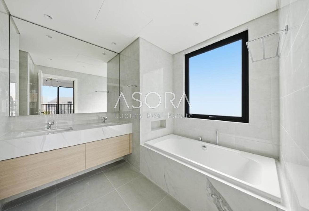 Corner 4BR |Single Row |Vastu Compliant |Upgraded photo 20