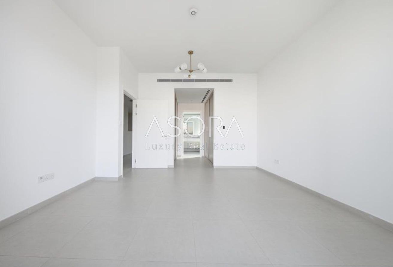 Corner 4BR |Single Row |Vastu Compliant |Upgraded photo 18