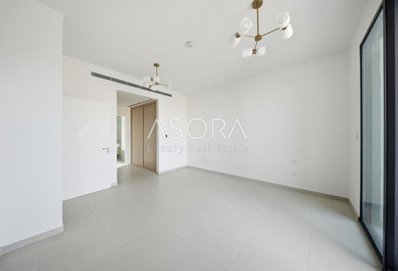 Corner 4BR |Single Row |Vastu Compliant |Upgraded photo 22