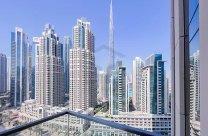 Apartment - 2 Bedrooms - 3 Bathrooms for rent in Vida Residence Downtown - Downtown Dubai - Dubai