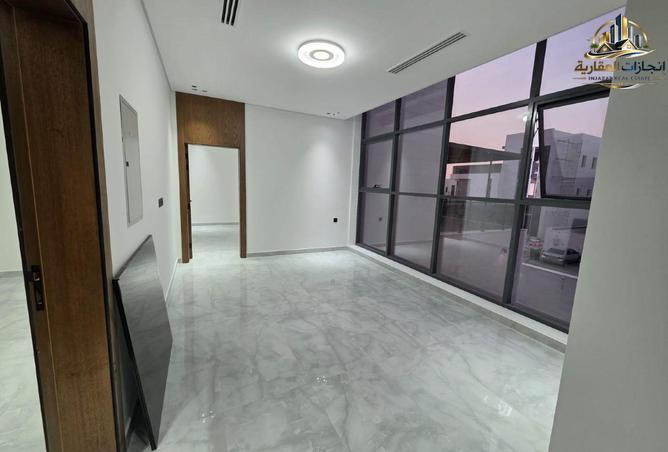 132001746 - Property Image 2