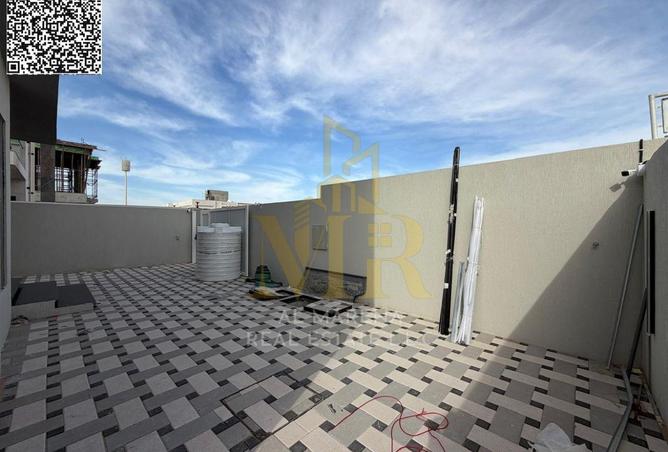 89654069 - Property Image 3