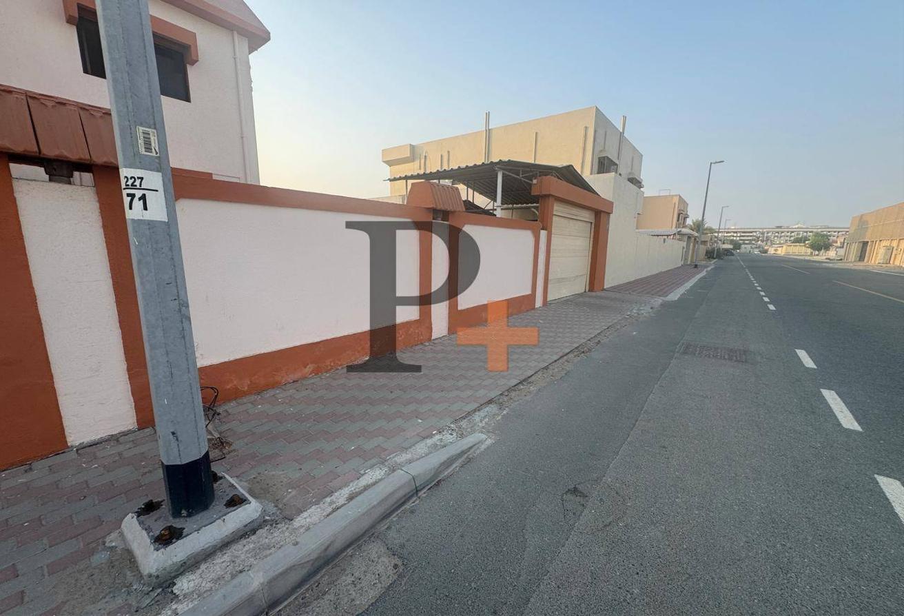 Fully Stand-Alone Villa | Prime Al Twar Location | Direct 311 Access photo 7