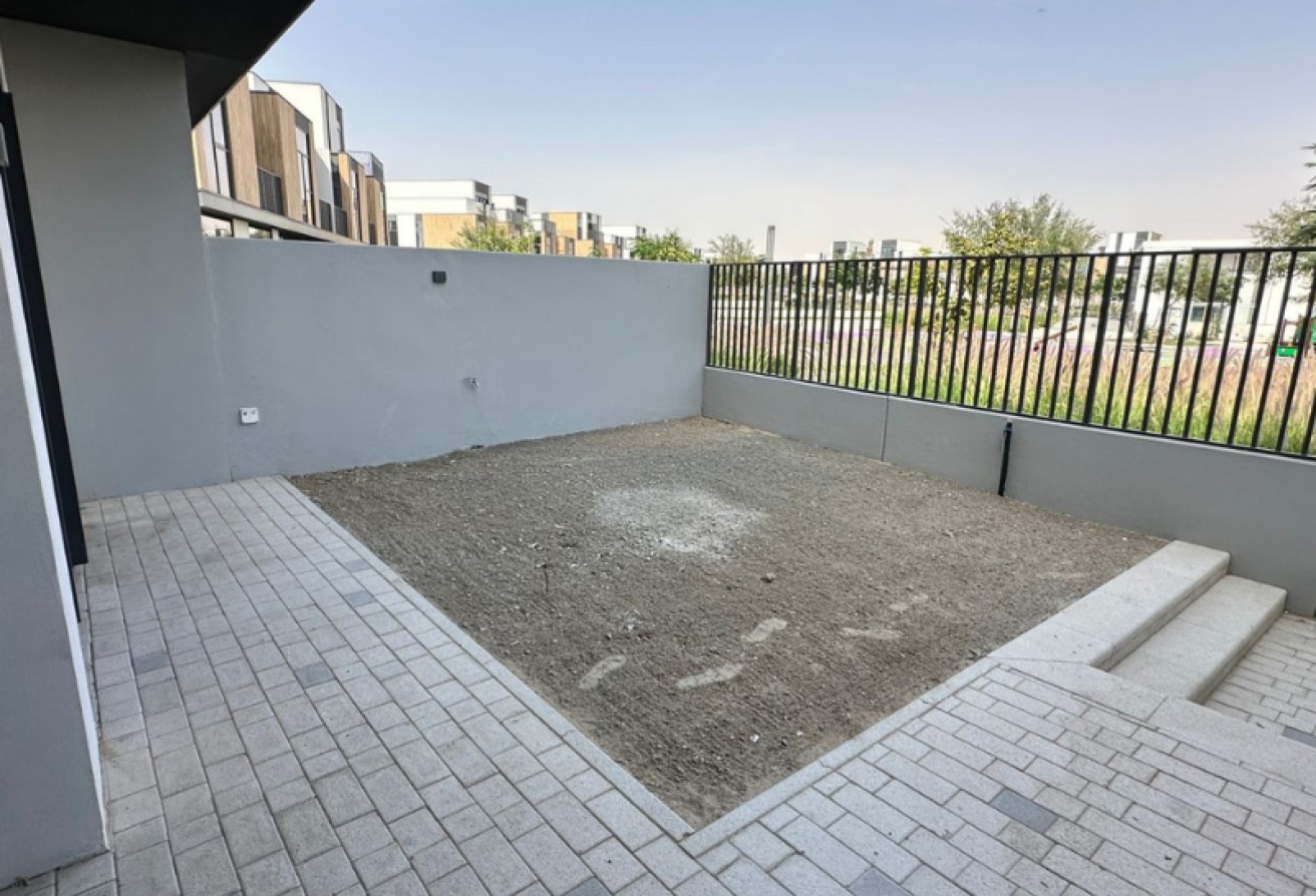 Modern Home | Amenities Facing I Barnd New