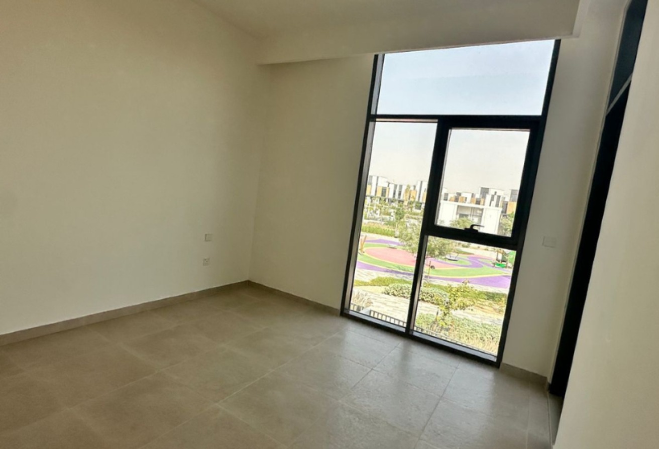 Modern Home | Amenities Facing I Barnd New