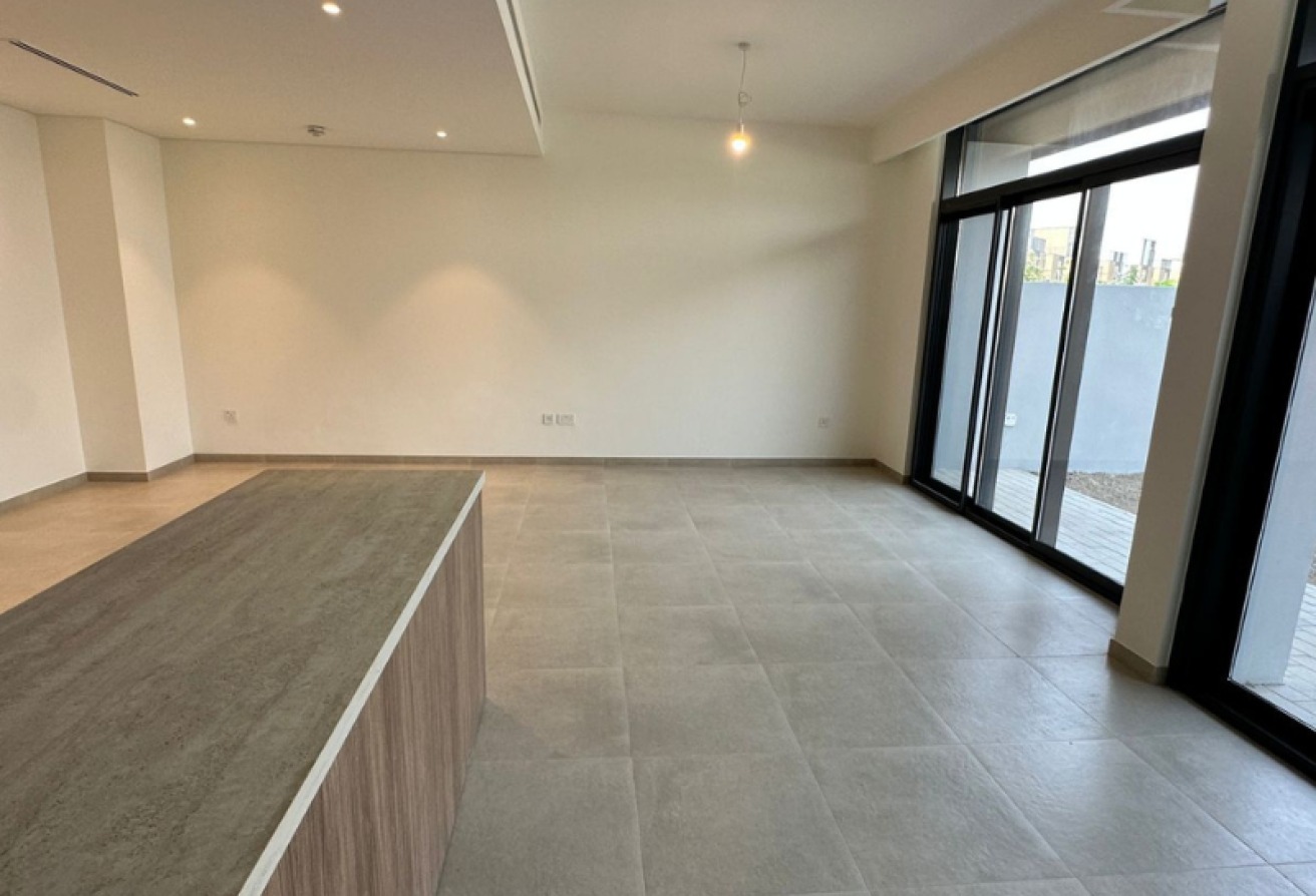 Modern Home | Amenities Facing I Barnd New