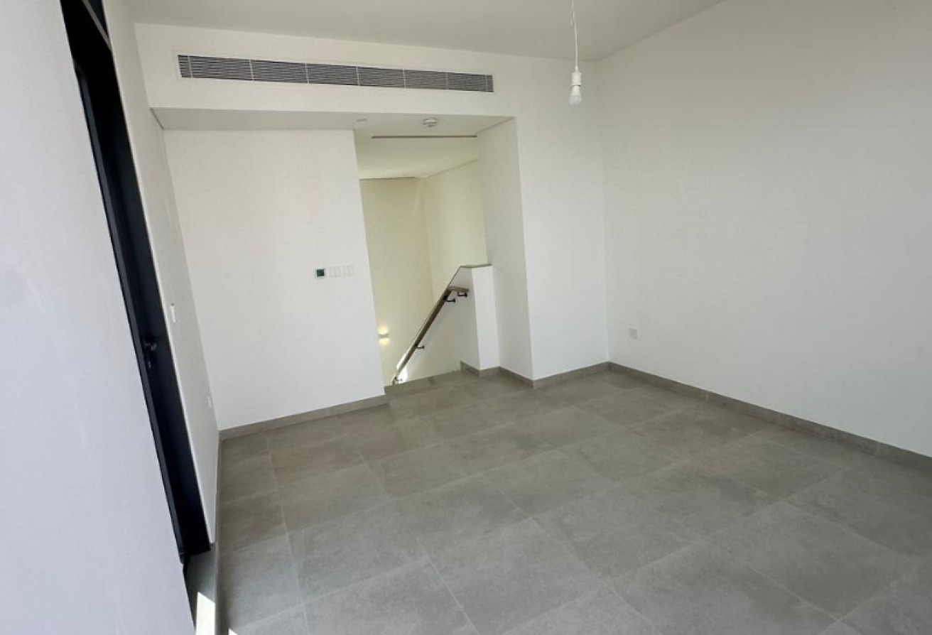 Modern Home | Amenities Facing I Barnd New