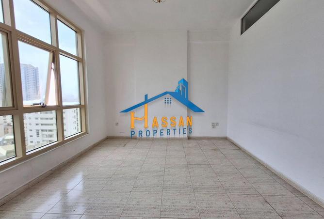 82815154 - Property Image 3