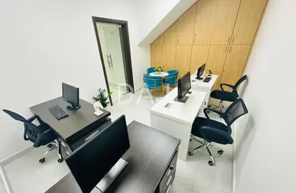 مكتب - غرفة نوم - 1 حمام للايجار في ريم ريزدنسي - الكرامة - دبي
