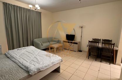 Apartment - Studio - 1 for rent in Building X04 - England Cluster - International City - Dubai