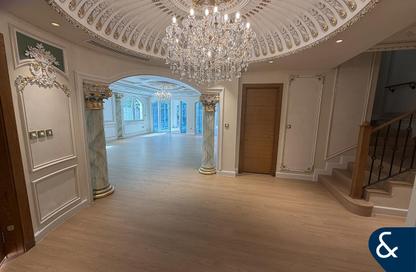 Villa - 5 Bedrooms - 6 Bathrooms for rent in Legacy Small - Legacy - Jumeirah Park - Dubai
