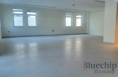 Villa - 4 Bedrooms - 5 Bathrooms for rent in District 3 - Jumeirah Park - Dubai