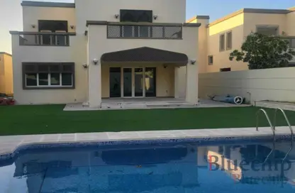 Villa - 4 Bedrooms - 5 Bathrooms for rent in District 3 - Jumeirah Park - Dubai