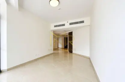 Apartment - 2 Bedrooms - 2 Bathrooms for sale in Imperial Avenue - Downtown Dubai - Dubai