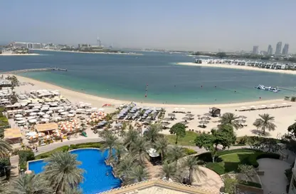 Apartment - 3 Bedrooms - 4 Bathrooms for rent in Al Das - Shoreline Apartments - Palm Jumeirah - Dubai