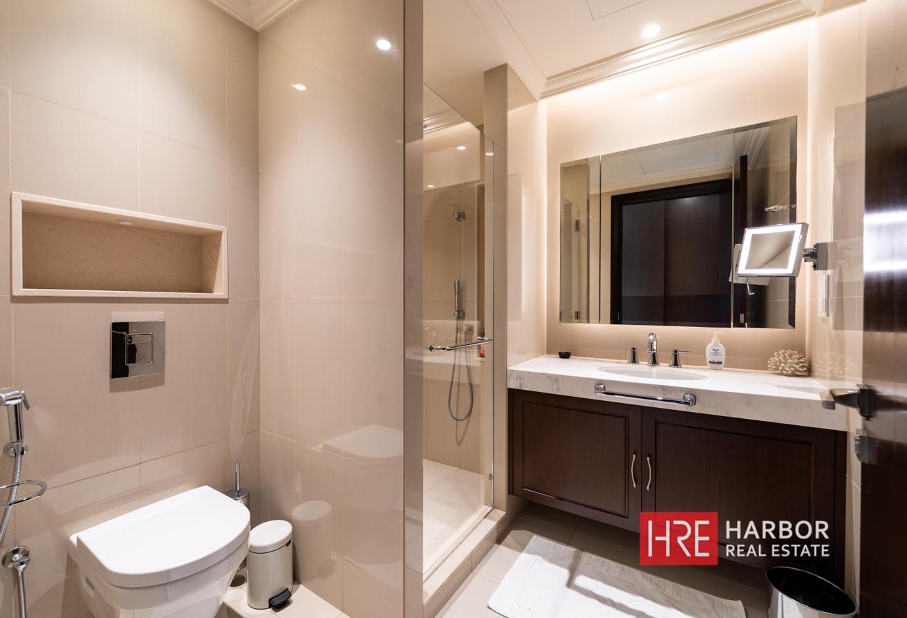 Iconic Fountain View | Prime Layout | Maids Room photo 17