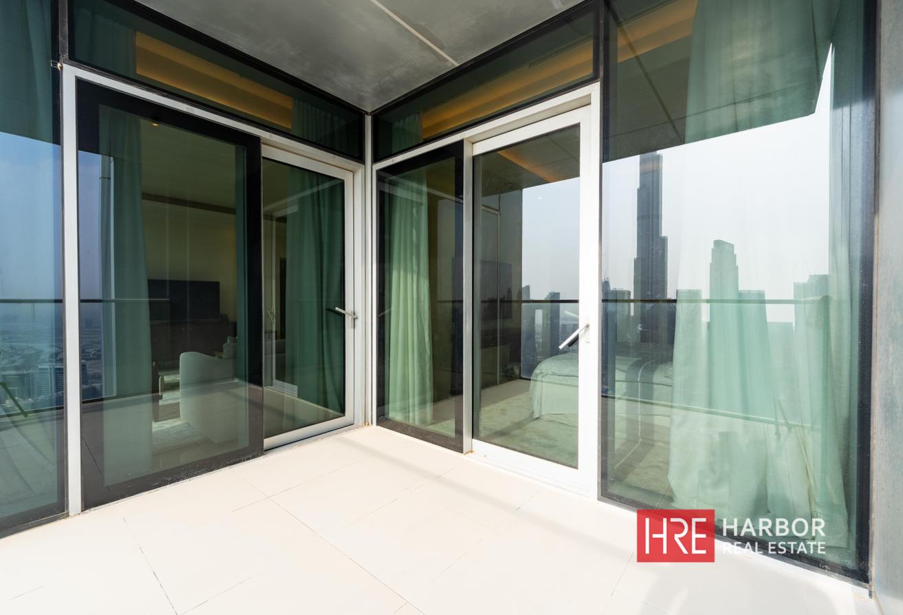 Iconic Fountain View | Prime Layout | Maids Room photo 8