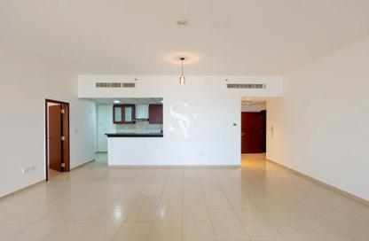 Apartment - 1 Bedroom - 2 Bathrooms for rent in Rimal 4 - Rimal - Jumeirah Beach Residence - Dubai