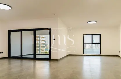 شقة - 4 غرف نوم - 6 حمامات للايجار في المجاز 3 - المجاز - الشارقة