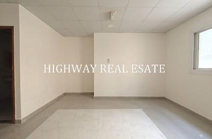 Apartment - Studio - 1 Bathroom for rent in Muwaileh 3 Building - Muwaileh - Sharjah