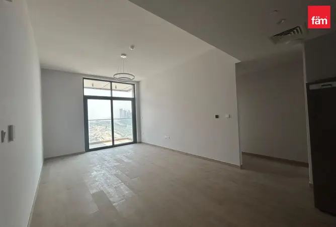 156100321 - Property Image 2