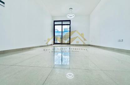 Apartment - 1 Bedroom - 2 Bathrooms for rent in Jumeirah Garden City - Al Satwa - Dubai