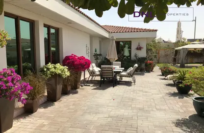 فيلا - 3 غرف نوم - 5 حمامات للبيع في أم سقيم 2 - أم سقيم - دبي