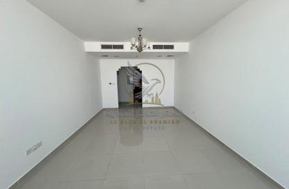 Apartment - 2 - 4 for rent in Al Mamzar - Al Mamzar - Sharjah - Sharjah