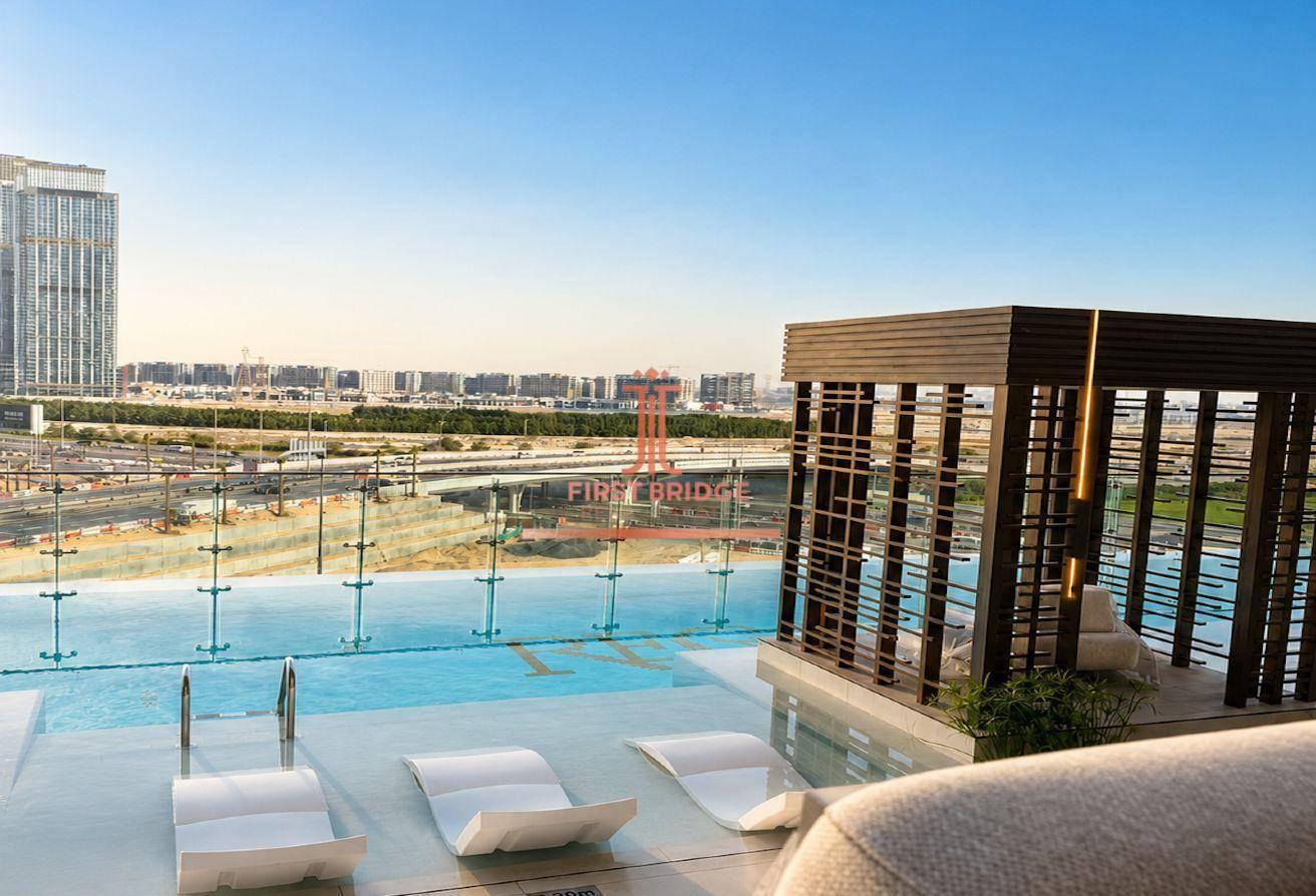 Corner Unit | Creek View | Luxury Living photo 3