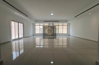 Villa - 4 - 6 for rent in Mohamed Bin Zayed City - Abu Dhabi