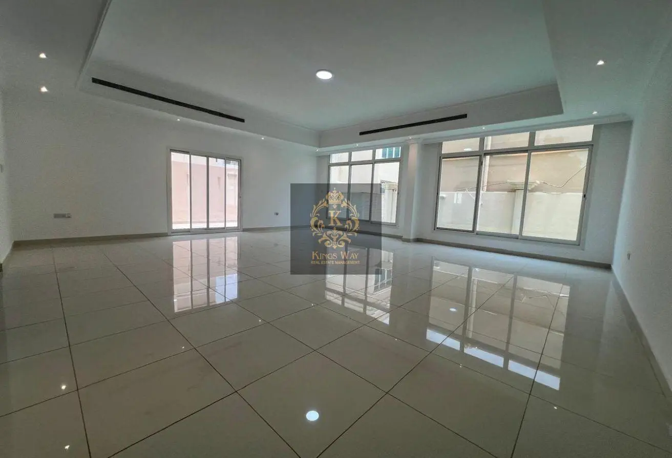 163268082 - Property Main Image