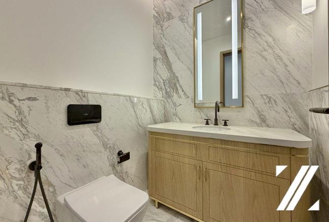 77363167 - Property Image 3