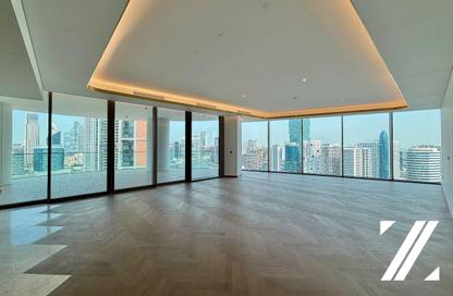 Apartment - 4 Bedrooms - 6 Bathrooms for rent in Jumeirah Living Business Bay - Peninsula - Business Bay - Dubai