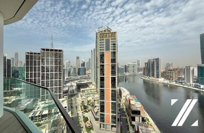 Apartment - 4 Bedrooms - 6 Bathrooms for rent in Jumeirah Living Business Bay - Peninsula - Business Bay - Dubai