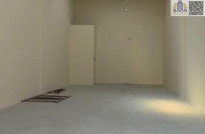 Warehouse - Studio - 1 Bathroom for rent in Al Jurf 2 - Al Jurf - Ajman Downtown - Ajman
